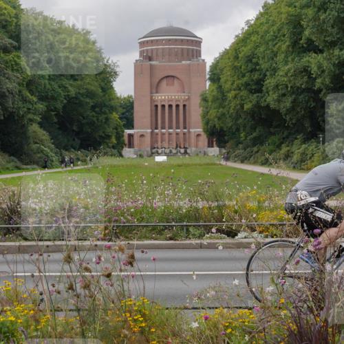 14.09.2025 - Stadtparktriathlon Michael Burmester http://msf.ph/oto/8904959 14.09.2025 11:53:11 Radfahren 944, 946, 963, 1017, 1033, 1039, 1047, 1064, 1085, 1125 meine-sportfotos.de