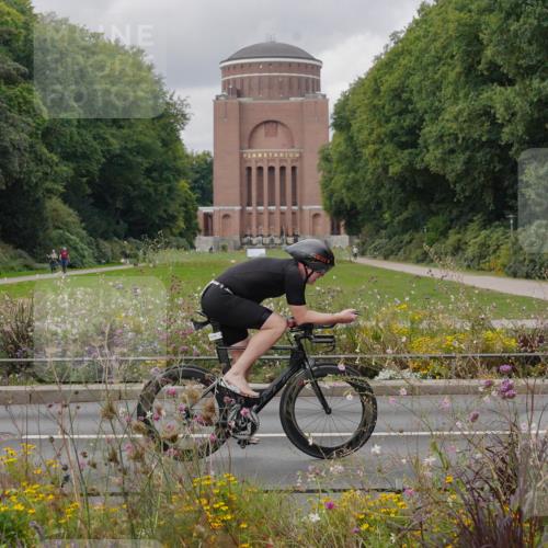 14.09.2025 - Stadtparktriathlon Michael Burmester http://msf.ph/oto/8904964 14.09.2025 11:53:30 Radfahren 931, 981, 1178 meine-sportfotos.de