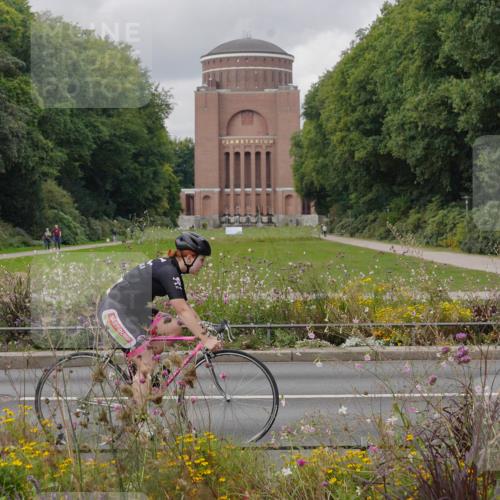 14.09.2025 - Stadtparktriathlon Michael Burmester http://msf.ph/oto/8904965 14.09.2025 11:53:30 Radfahren 931, 981, 1178 meine-sportfotos.de