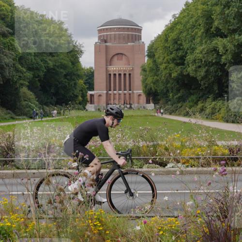 14.09.2025 - Stadtparktriathlon Michael Burmester http://msf.ph/oto/8904973 14.09.2025 11:53:53 Radfahren 1031, 1046, 1058, 1069, 1086, 1099 meine-sportfotos.de