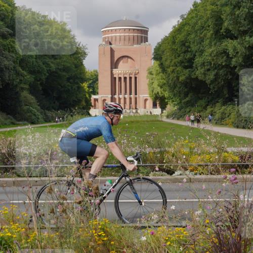 14.09.2025 - Stadtparktriathlon Michael Burmester http://msf.ph/oto/8904984 14.09.2025 11:54:32 Radfahren 1065, 1120, 1188 meine-sportfotos.de