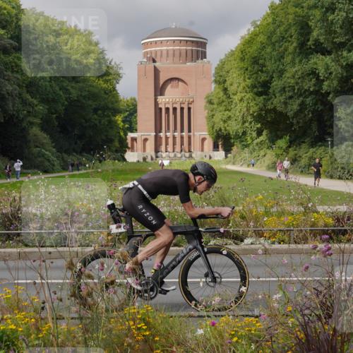 14.09.2025 - Stadtparktriathlon Michael Burmester http://msf.ph/oto/8904987 14.09.2025 11:54:46 Radfahren 1041, 1065, 1110 meine-sportfotos.de