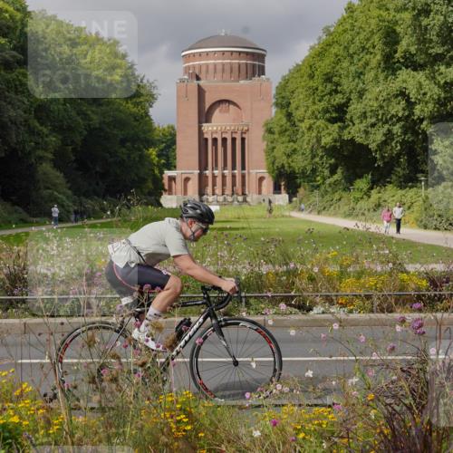 14.09.2025 - Stadtparktriathlon Michael Burmester http://msf.ph/oto/8904989 14.09.2025 11:54:58 Radfahren 939, 1035, 1073, 1095, 1162 meine-sportfotos.de