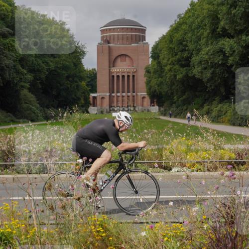 14.09.2025 - Stadtparktriathlon Michael Burmester http://msf.ph/oto/8905014 14.09.2025 11:56:16 Radfahren 1014, 1022, 1089, 1170, 1214 meine-sportfotos.de