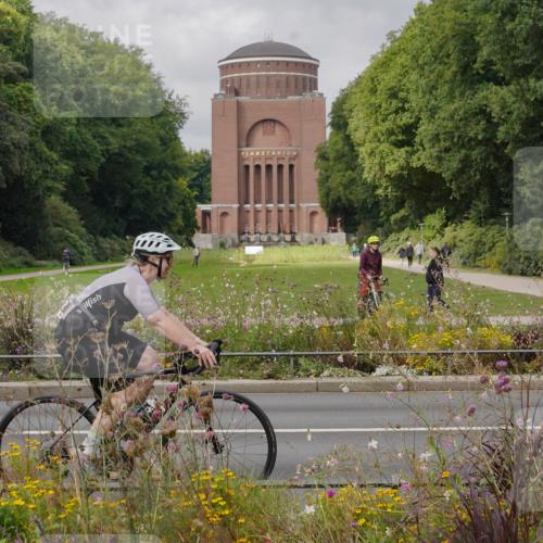 14.09.2025 - Stadtparktriathlon Michael Burmester http://msf.ph/oto/8905036 14.09.2025 11:57:13 Radfahren 952, 1016, 1050, 1129, 1132, 1203, 1205, 1211 meine-sportfotos.de