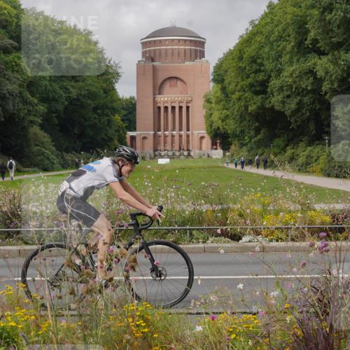 14.09.2025 - Stadtparktriathlon Michael Burmester http://msf.ph/oto/8905042 14.09.2025 11:57:31 Radfahren 1026, 1061, 1075, 1103, 1139 meine-sportfotos.de