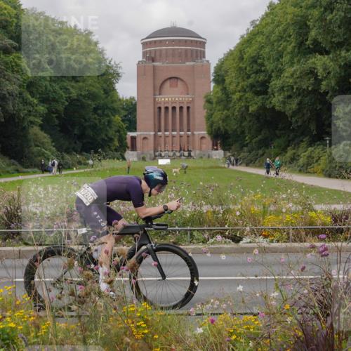 14.09.2025 - Stadtparktriathlon Michael Burmester http://msf.ph/oto/8905051 14.09.2025 11:58:09 Radfahren 1001, 1002, 1040, 1043, 1080, 1112 meine-sportfotos.de