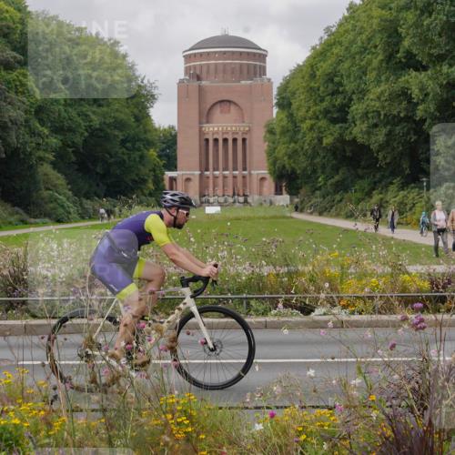 14.09.2025 - Stadtparktriathlon Michael Burmester http://msf.ph/oto/8905084 14.09.2025 11:59:46 Radfahren 936, 1054, 1057, 1107, 1178, 1202 meine-sportfotos.de