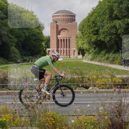 14.09.2025 - Stadtparktriathlon Michael Burmester http://msf.ph/oto/8905101 14.09.2025 12:00:45 Radfahren 962, 974, 994, 1063, 1064 meine-sportfotos.de