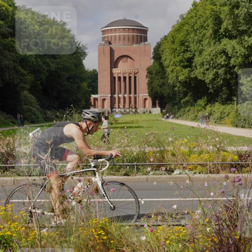 14.09.2025 - Stadtparktriathlon Michael Burmester http://msf.ph/oto/8905119 14.09.2025 12:01:25 Radfahren 948, 1005, 1046, 1058, 1086, 1126, 1185 meine-sportfotos.de
