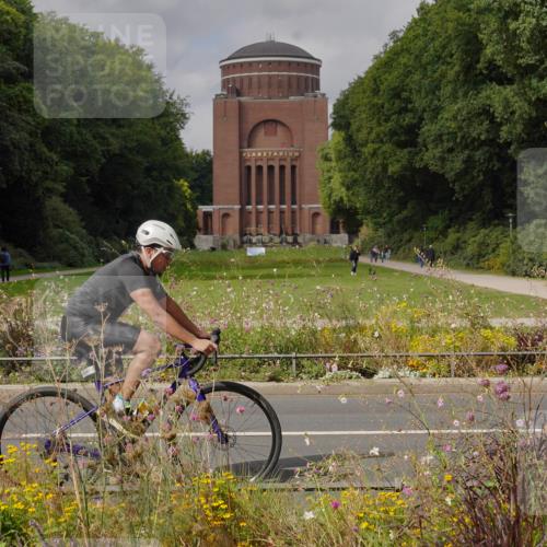 14.09.2025 - Stadtparktriathlon Michael Burmester http://msf.ph/oto/8905123 14.09.2025 12:01:38 Radfahren 1085, 1087, 1117, 1126, 1157, 1158 meine-sportfotos.de