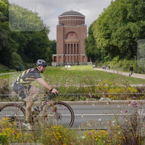 14.09.2025 - Stadtparktriathlon Michael Burmester http://msf.ph/oto/8905130 14.09.2025 12:01:56 Radfahren 1035, 1072, 1079, 1092, 1149, 1152, 1162, 1167, 1168, 1169, 1218 meine-sportfotos.de