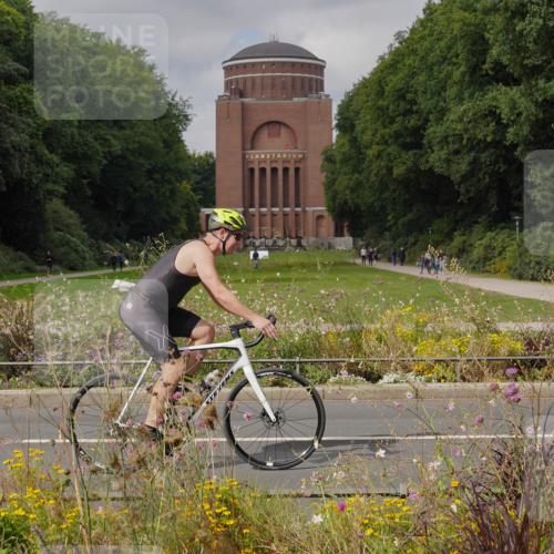 14.09.2025 - Stadtparktriathlon Michael Burmester http://msf.ph/oto/8905142 14.09.2025 12:02:15 Radfahren 1008, 1025, 1094, 1141, 1164, 1174, 1186 meine-sportfotos.de