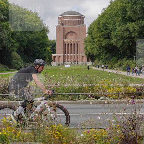 14.09.2025 - Stadtparktriathlon Michael Burmester http://msf.ph/oto/8905156 14.09.2025 12:02:51 Radfahren 1049, 1055, 1076, 1082, 1163, 1173 meine-sportfotos.de