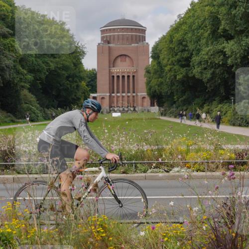 14.09.2025 - Stadtparktriathlon Michael Burmester http://msf.ph/oto/8905169 14.09.2025 12:03:42 Radfahren 1017, 1022, 1023, 1129, 1133, 1142, 1170, 1203, 1204, 1211 meine-sportfotos.de
