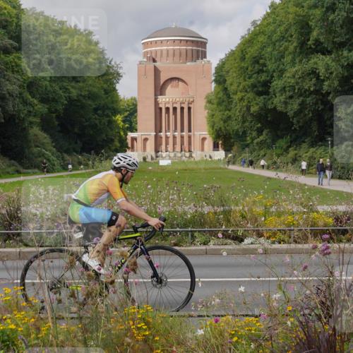 14.09.2025 - Stadtparktriathlon Michael Burmester http://msf.ph/oto/8905181 14.09.2025 12:04:17 Radfahren 1071, 1132, 1139, 1197, 1212, 1217 meine-sportfotos.de