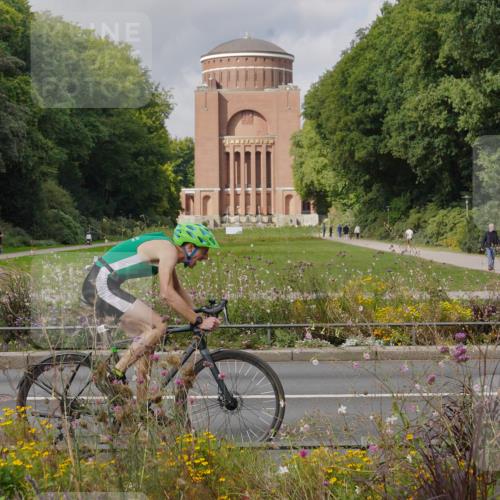 14.09.2025 - Stadtparktriathlon Michael Burmester http://msf.ph/oto/8905183 14.09.2025 12:04:25 Radfahren 1132, 1139, 1146, 1189, 1197, 1212 meine-sportfotos.de
