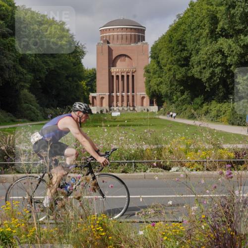 14.09.2025 - Stadtparktriathlon Michael Burmester http://msf.ph/oto/8905214 14.09.2025 12:05:51 Radfahren 1097, 1124, 1125, 1128, 1151, 1171, 1178, 1199, 1213 meine-sportfotos.de