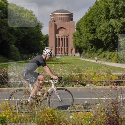 14.09.2025 - Stadtparktriathlon Michael Burmester http://msf.ph/oto/8905223 14.09.2025 12:06:13 Radfahren 1059, 1137, 1180 meine-sportfotos.de