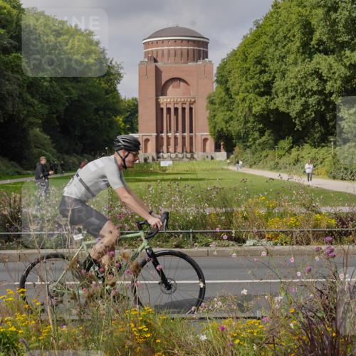 14.09.2025 - Stadtparktriathlon Michael Burmester http://msf.ph/oto/8905227 14.09.2025 12:06:31 Radfahren 1051, 1122 meine-sportfotos.de
