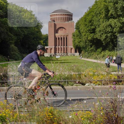 14.09.2025 - Stadtparktriathlon Michael Burmester http://msf.ph/oto/8905230 14.09.2025 12:06:53 Radfahren 1029, 1066 meine-sportfotos.de