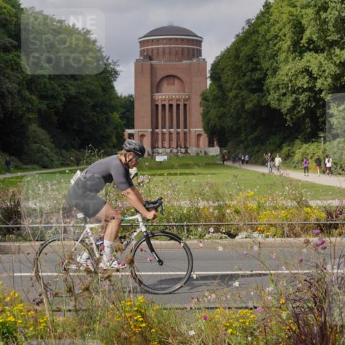 14.09.2025 - Stadtparktriathlon Michael Burmester http://msf.ph/oto/8905245 14.09.2025 12:07:50 Radfahren 1033, 1047, 1048, 1063, 1150, 1187, 1192, 1202, 1209 meine-sportfotos.de
