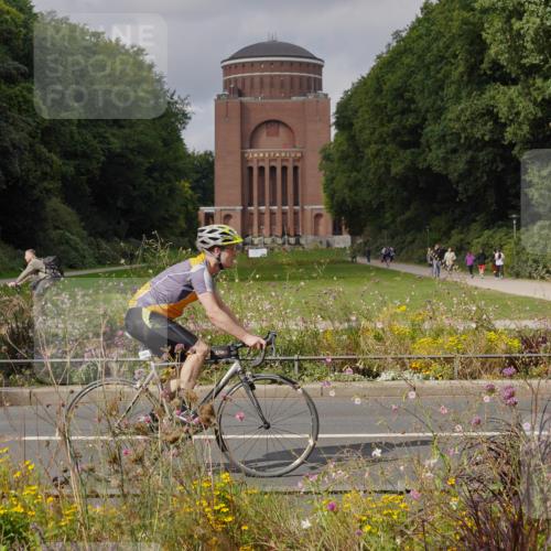 14.09.2025 - Stadtparktriathlon Michael Burmester http://msf.ph/oto/8905246 14.09.2025 12:07:52 Radfahren 1033, 1047, 1048, 1182, 1192, 1202, 1209 meine-sportfotos.de
