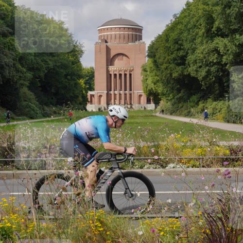 14.09.2025 - Stadtparktriathlon Michael Burmester http://msf.ph/oto/8905268 14.09.2025 12:08:53 Radfahren 1087, 1152, 1164, 1210 meine-sportfotos.de