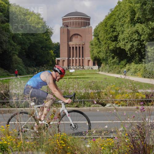 14.09.2025 - Stadtparktriathlon Michael Burmester http://msf.ph/oto/8905271 14.09.2025 12:09:06 Radfahren 1046, 1152, 1194 meine-sportfotos.de