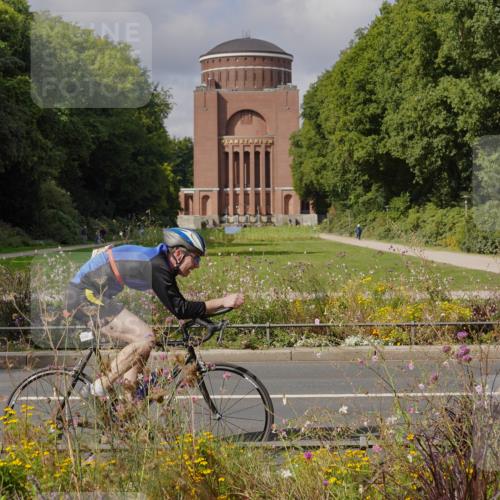 14.09.2025 - Stadtparktriathlon Michael Burmester http://msf.ph/oto/8905281 14.09.2025 12:09:57 Radfahren 1049, 1116, 1126, 1149, 1173, 1176 meine-sportfotos.de