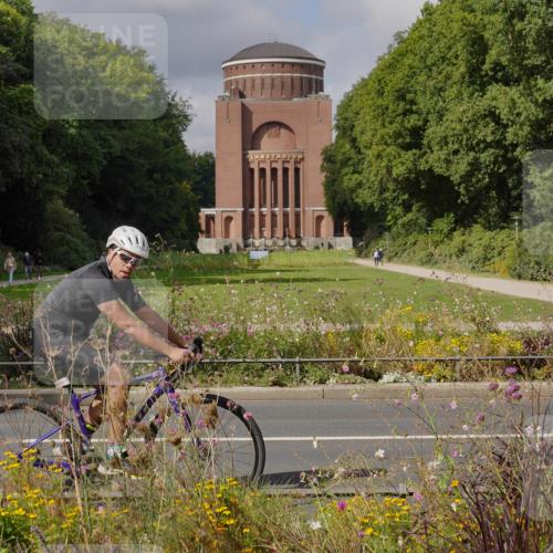 14.09.2025 - Stadtparktriathlon Michael Burmester http://msf.ph/oto/8905296 14.09.2025 12:10:33 Radfahren 1157, 1169 meine-sportfotos.de