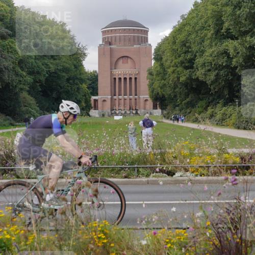 14.09.2025 - Stadtparktriathlon Michael Burmester http://msf.ph/oto/8905301 14.09.2025 12:12:20 Radfahren 1050, 1075, 1123, 1143, 1204 meine-sportfotos.de
