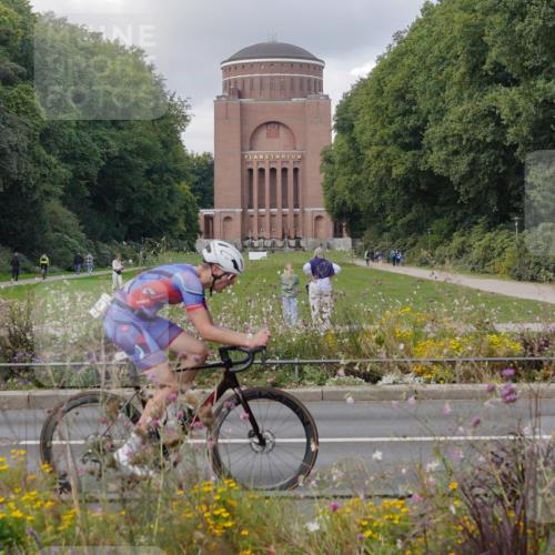 14.09.2025 - Stadtparktriathlon Michael Burmester http://msf.ph/oto/8905305 14.09.2025 12:12:26 Radfahren 1050, 1075, 1123, 1143, 1160 meine-sportfotos.de