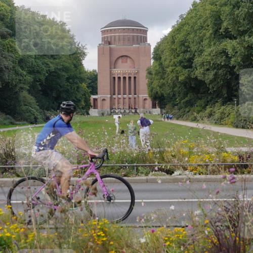 14.09.2025 - Stadtparktriathlon Michael Burmester http://msf.ph/oto/8905307 14.09.2025 12:12:36 Radfahren 1053, 1100, 1147, 1155, 1160, 1197 meine-sportfotos.de
