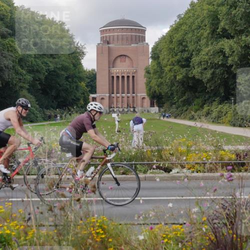 14.09.2025 - Stadtparktriathlon Michael Burmester http://msf.ph/oto/8905310 14.09.2025 12:12:43 Radfahren 1100, 1128, 1147, 1155, 1197 meine-sportfotos.de