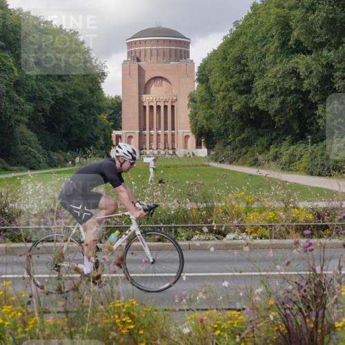 14.09.2025 - Stadtparktriathlon Michael Burmester http://msf.ph/oto/8905314 14.09.2025 12:13:21 Radfahren 1061, 1134, 1137, 1145, 1159 meine-sportfotos.de