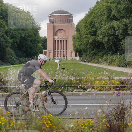 14.09.2025 - Stadtparktriathlon Michael Burmester http://msf.ph/oto/8905316 14.09.2025 12:13:24 Radfahren 1061, 1134, 1137, 1145, 1159, 1214 meine-sportfotos.de