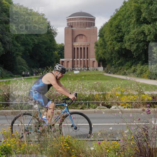 14.09.2025 - Stadtparktriathlon Michael Burmester http://msf.ph/oto/8905325 14.09.2025 12:14:43 Radfahren 1121, 1168, 1209 meine-sportfotos.de