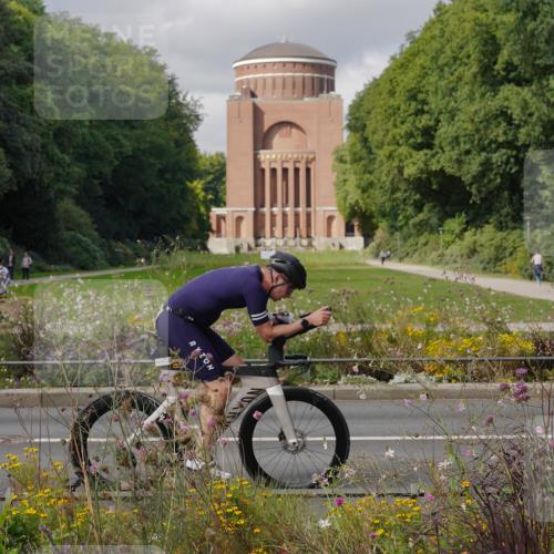 14.09.2025 - Stadtparktriathlon Michael Burmester http://msf.ph/oto/8905328 14.09.2025 12:15:06 Radfahren 1029, 1081, 1174, 1184 meine-sportfotos.de