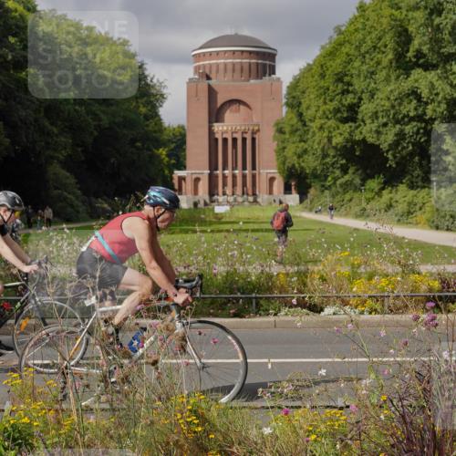 14.09.2025 - Stadtparktriathlon Michael Burmester http://msf.ph/oto/8905350 14.09.2025 12:16:24 Radfahren 1098, 1182, 1208, 1231, 1287, 1301 meine-sportfotos.de
