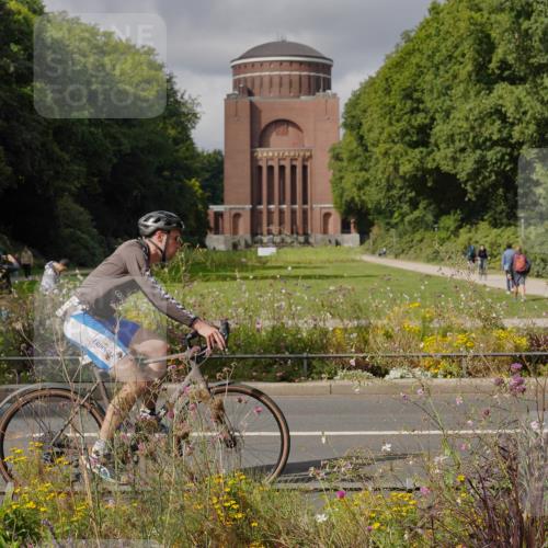 14.09.2025 - Stadtparktriathlon Michael Burmester http://msf.ph/oto/8905353 14.09.2025 12:16:32 Radfahren 1057, 1098, 1150, 1182, 1187, 1301 meine-sportfotos.de