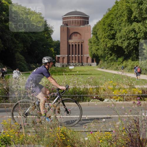 14.09.2025 - Stadtparktriathlon Michael Burmester http://msf.ph/oto/8905354 14.09.2025 12:16:33 Radfahren 1057, 1098, 1150, 1182, 1187, 1301 meine-sportfotos.de