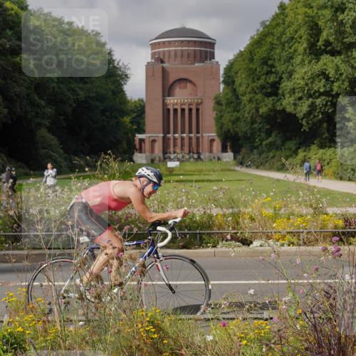 14.09.2025 - Stadtparktriathlon Michael Burmester http://msf.ph/oto/8905358 14.09.2025 12:16:52 Radfahren 1129, 1172, 1203, 1210, 1211, 1281 meine-sportfotos.de