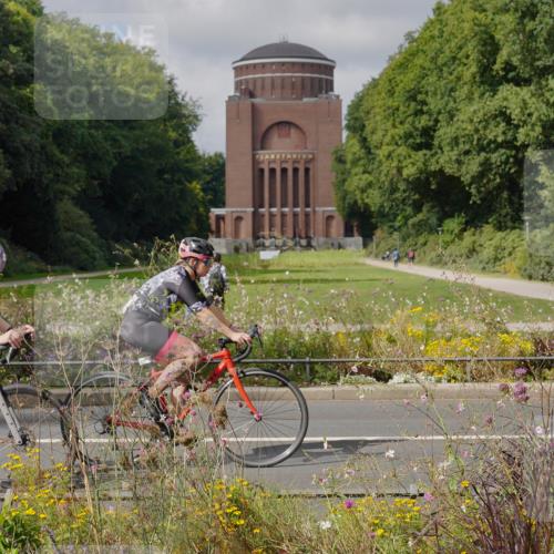 14.09.2025 - Stadtparktriathlon Michael Burmester http://msf.ph/oto/8905369 14.09.2025 12:17:29 Radfahren 1096, 1148, 1219, 1255, 1317 meine-sportfotos.de