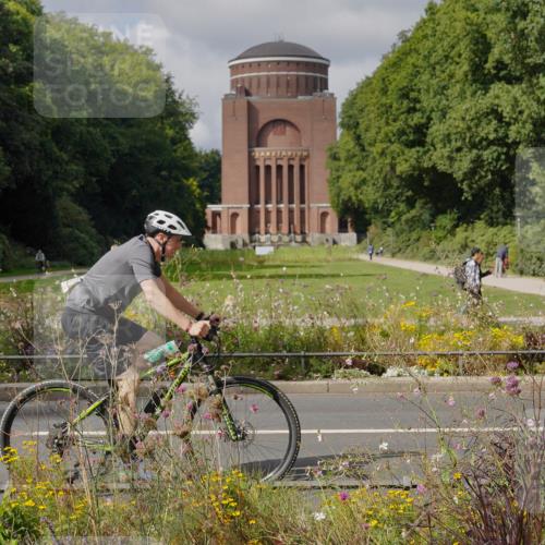 14.09.2025 - Stadtparktriathlon Michael Burmester http://msf.ph/oto/8905375 14.09.2025 12:17:49 Radfahren 1141, 1167, 1205, 1220, 1224, 1310 meine-sportfotos.de