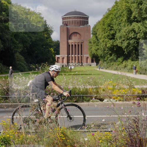 14.09.2025 - Stadtparktriathlon Michael Burmester http://msf.ph/oto/8905378 14.09.2025 12:17:57 Radfahren 1133, 1141, 1149, 1200, 1215, 1310 meine-sportfotos.de