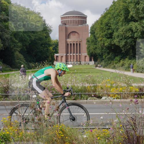 14.09.2025 - Stadtparktriathlon Michael Burmester http://msf.ph/oto/8905397 14.09.2025 12:18:44 Radfahren 1132, 1176, 1212, 1280, 1304, 1314 meine-sportfotos.de