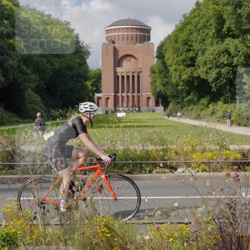 14.09.2025 - Stadtparktriathlon Michael Burmester http://msf.ph/oto/8905400 14.09.2025 12:18:53 Radfahren 1212, 1256, 1280, 1314 meine-sportfotos.de