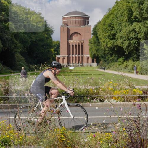 14.09.2025 - Stadtparktriathlon Michael Burmester http://msf.ph/oto/8905403 14.09.2025 12:19:09 Radfahren 1267, 1283 meine-sportfotos.de