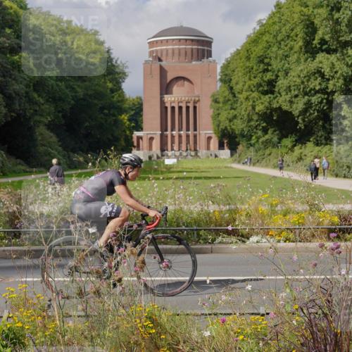14.09.2025 - Stadtparktriathlon Michael Burmester http://msf.ph/oto/8905416 14.09.2025 12:19:48 Radfahren 1117, 1128, 1157, 1223, 1242, 1252, 1286, 1296 meine-sportfotos.de
